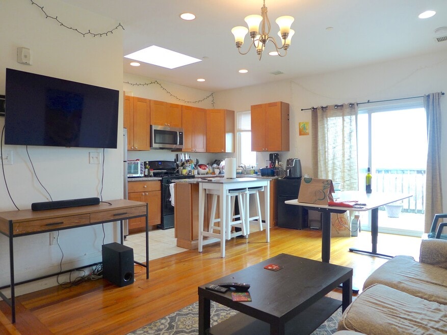 4 Fisher Ave, Roxbury Crossing, MA 02120 - photo 1