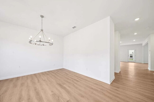 5512 Coalie Trace, Flowery Branch, GA 30542 - photo 6