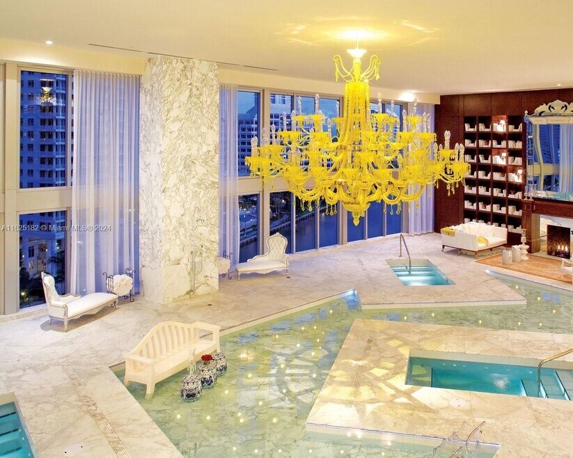 Icon Brickell Tower 2 unit 1710, Miami, FL 33131 - photo 1