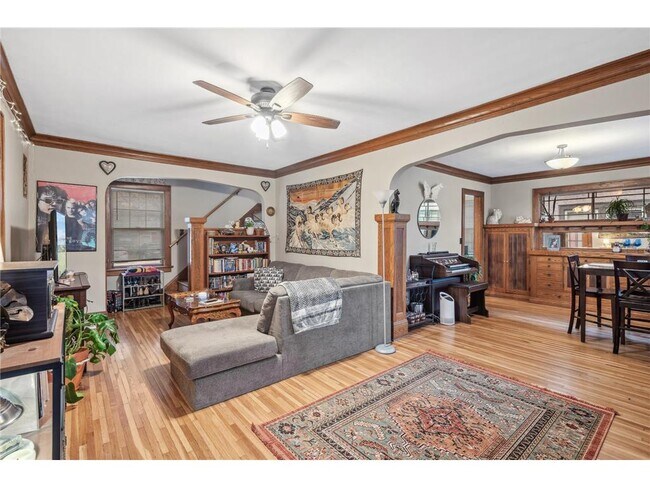 811 Snelling Ave N, Saint Paul, MN 55104 - photo 4