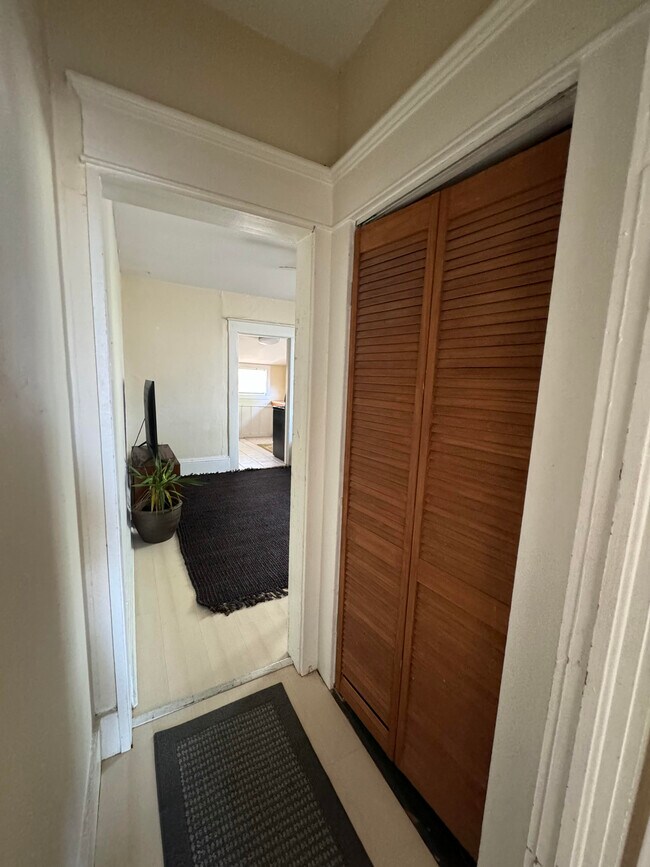 215 S Howard Ave unit C, Tampa, FL 33606 - photo 7