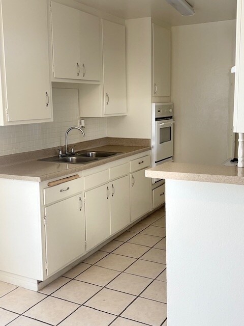 20946 Bryant St, Canoga Park, CA 91304