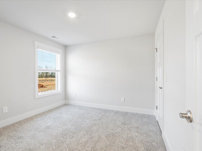 502 Tilson Rd, Piedmont, SC 29673 - photo 7