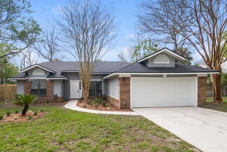 426 Wheatfield Ct, Fleming Island, FL 32003
