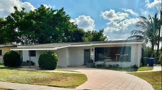 570 NE 173rd St, North Miami Beach, FL 33162