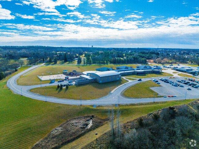 There is an 18 to 1 student-teacher ratio at Mason Elementary School.