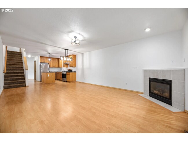 3552 SE 66th Ave, Portland, OR 97206 - photo 4