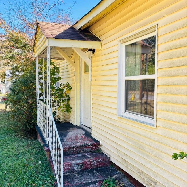 17 School Rd, Hampton, GA 30228 - photo 3