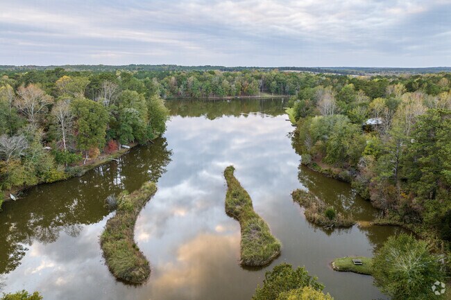 Willow Creek features a private lake that residents can fish in.