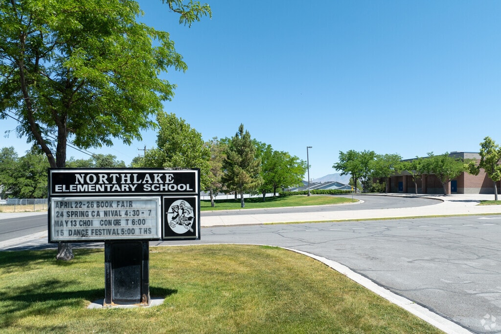 Northlake Elementary School is located in the Tooele neighborhood.