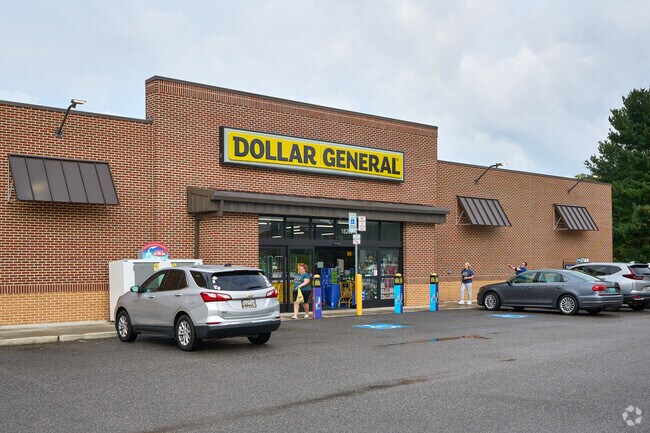 The Dollar General store offers convenience and essentials to Breathedsville residents.