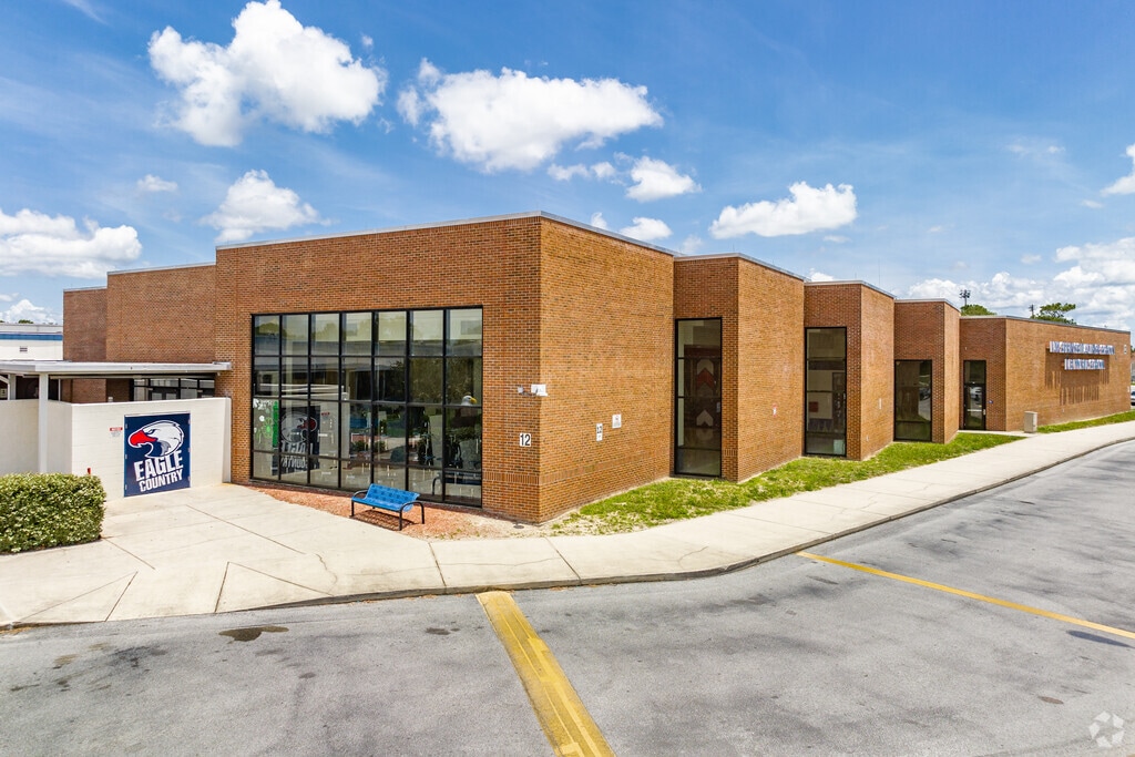 Springstead High School is a highly rated, public school located in Spring Hill.