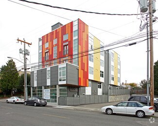 4516 Meridian Ave N, Seattle, WA 98103