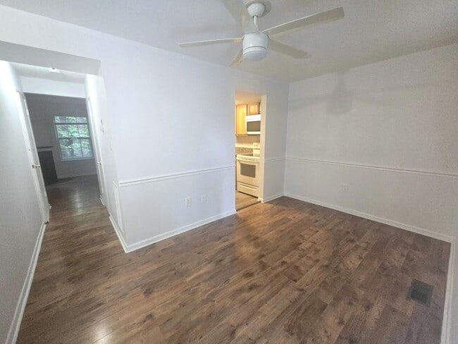 9166 Lambskin Ln, Columbia, MD 21045 - photo 3