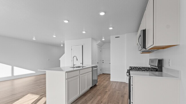 4474 N McKechnie Way unit 1095, Lehi, UT 84048 - photo 6