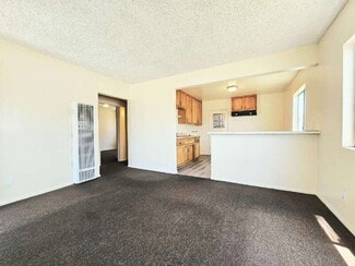 8866 Wall St, Los Angeles, CA 90003