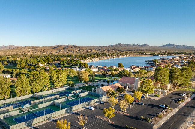 Challenge your neighbor to a game of tennis at the Silver Lakes Clubhouse.