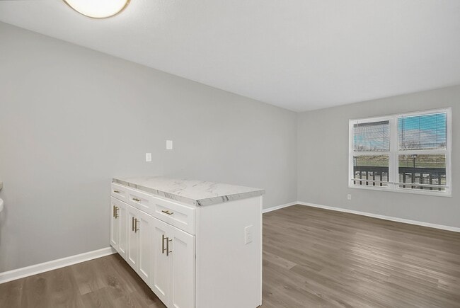 Crown Pointe, Columbus, OH 43204 - photo 5