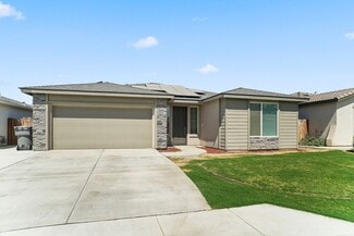 1404 Berkshire Rd, Bakersfield, CA 93307