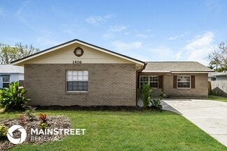 1406 Cromwell Dr, Tarpon Springs, FL 34689