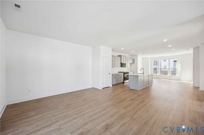 15393 Sunray Aly, Midlothian, VA 23112 - photo 3