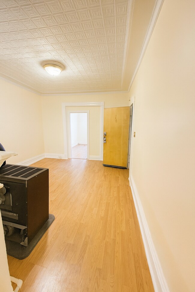 107 2nd Ave unit 2R, Troy, NY 12180 - photo 3