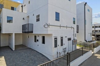 6322 Willoughby Ave Unit 6322 Willoughby ave, Los Angeles, CA 90038