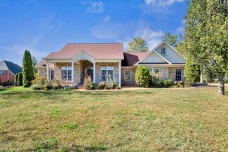614 Greene Dr, Lebanon, TN 37087