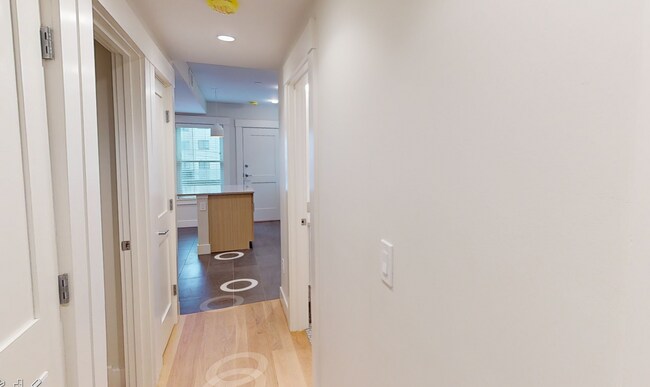 208 Banks St unit 20-5, Cambridge, MA 02138 - photo 5