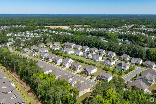 Homes in Weldon Ridge are primarily arranged on curving streets in wooded residential areas.