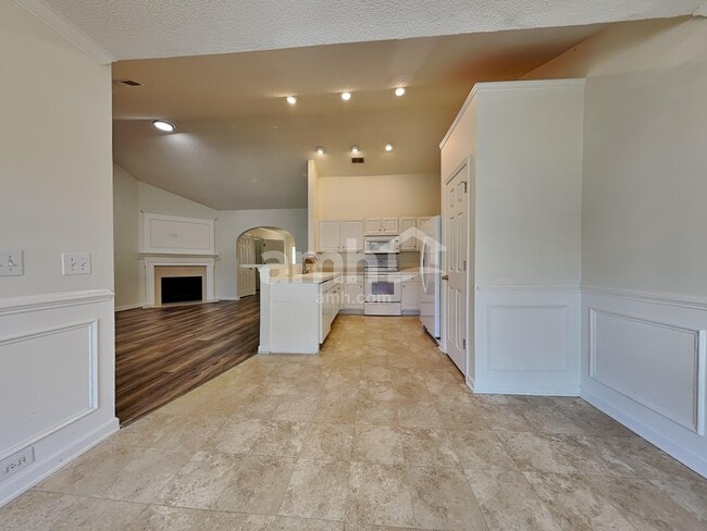 11 Lake Linden Ct, Bluffton, SC 29910 - photo 4