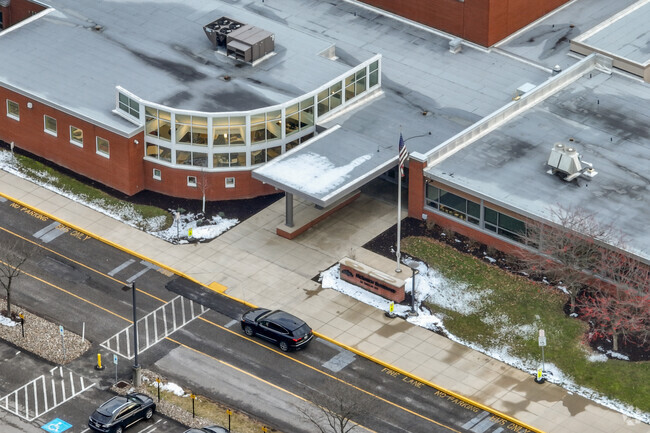 McKnight Elementary School has a student-teacher ratio of 14 to 1.