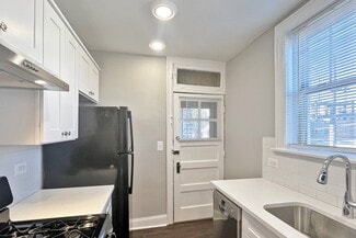 618 S Austin Blvd, Oak Park, IL 60304