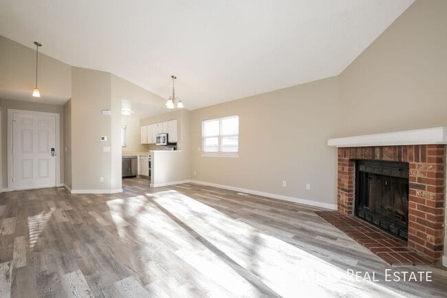 13312 Ash Cir, Thornton, CO 80241 - photo 2