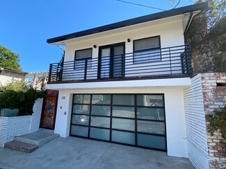 2118 Kew Dr, Los Angeles, CA 90046