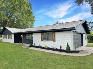 9 Riviera Dr, Conway, AR 72034