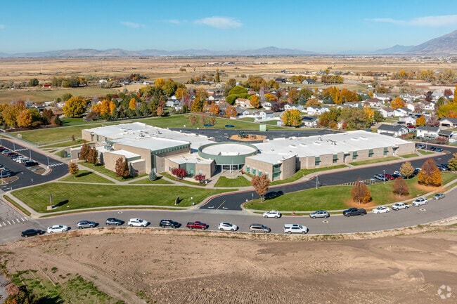 Three Mile Creek Elementary offers caring teachers and bright classrooms.