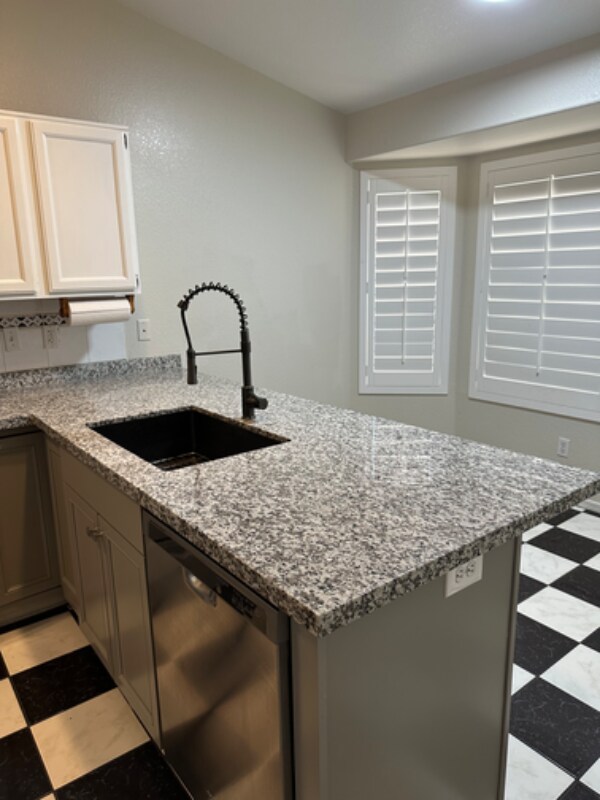 5449 E Fairfield St, Mesa, AZ 85205 - photo 3