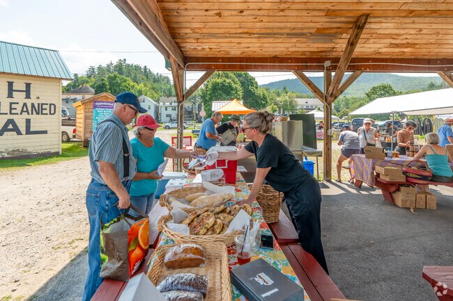 North Creek Farmers Market is the best place to get great food, produce, and crafts.