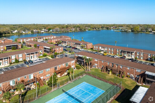 Traditional condominiums along Lake Bentley offer great lake front views and many amenities.
