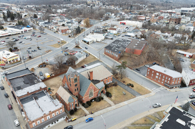 Augustine Classical Academy is located in Halfmoon, NY.