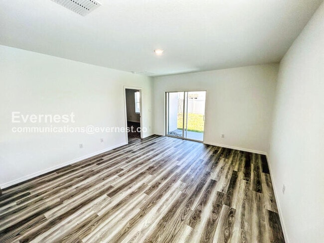 10650 Dusty Boot Rd, Land O' Lakes, FL 34638 - photo 5