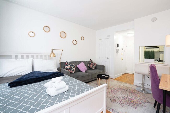 1422 2nd Ave unit ID1031978P, New York, NY 10021 - photo 3