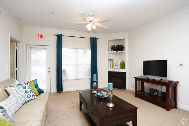 Stone Gate, Spring Lake, NC 28390 - photo 2