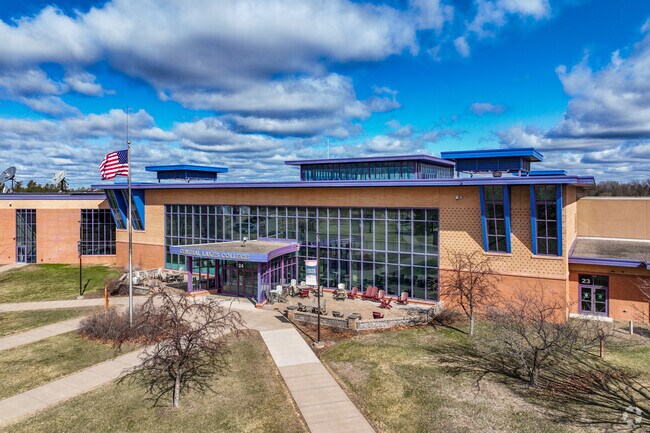 Central Lakes College, a comprehensive community and technical college, is only minutes from Baxter.