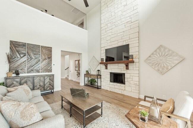 182 Morning Light Ln unit 36579296, Waxahachie, TX 75165 - photo 5