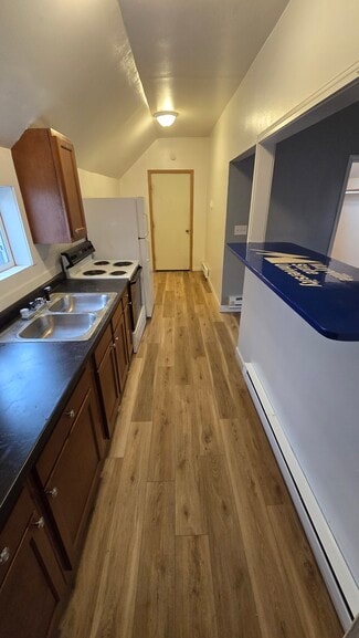 37 1st Ave SE Unit 4, Mayville, ND 58257