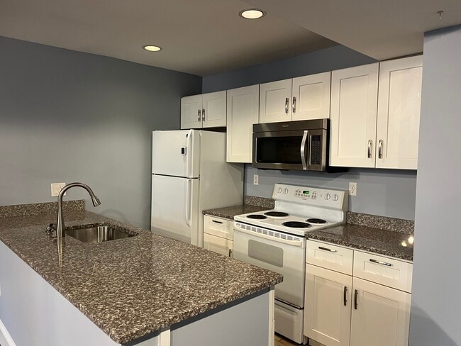 2015 Columbia Rd NW unit 1, Washington, DC 20009 - photo 4