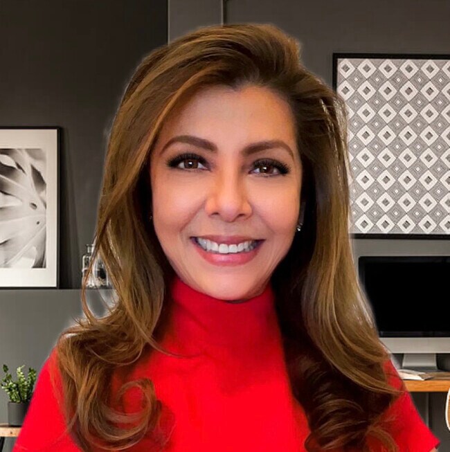 Ana Beatriz Cisneros