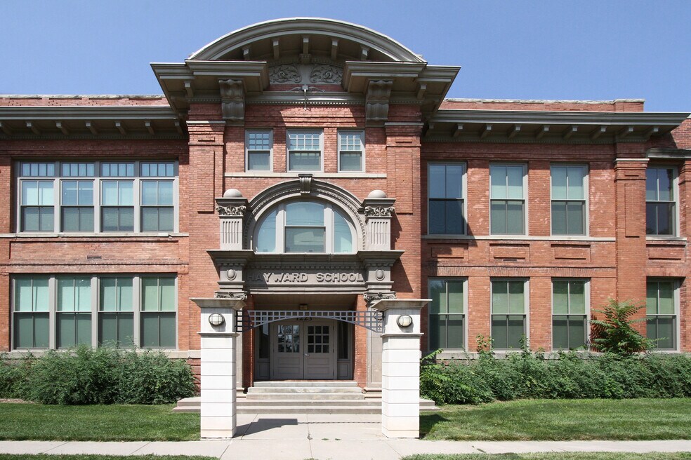 1223 N 9th St unit 205, Lincoln, NE 68508 - photo 1